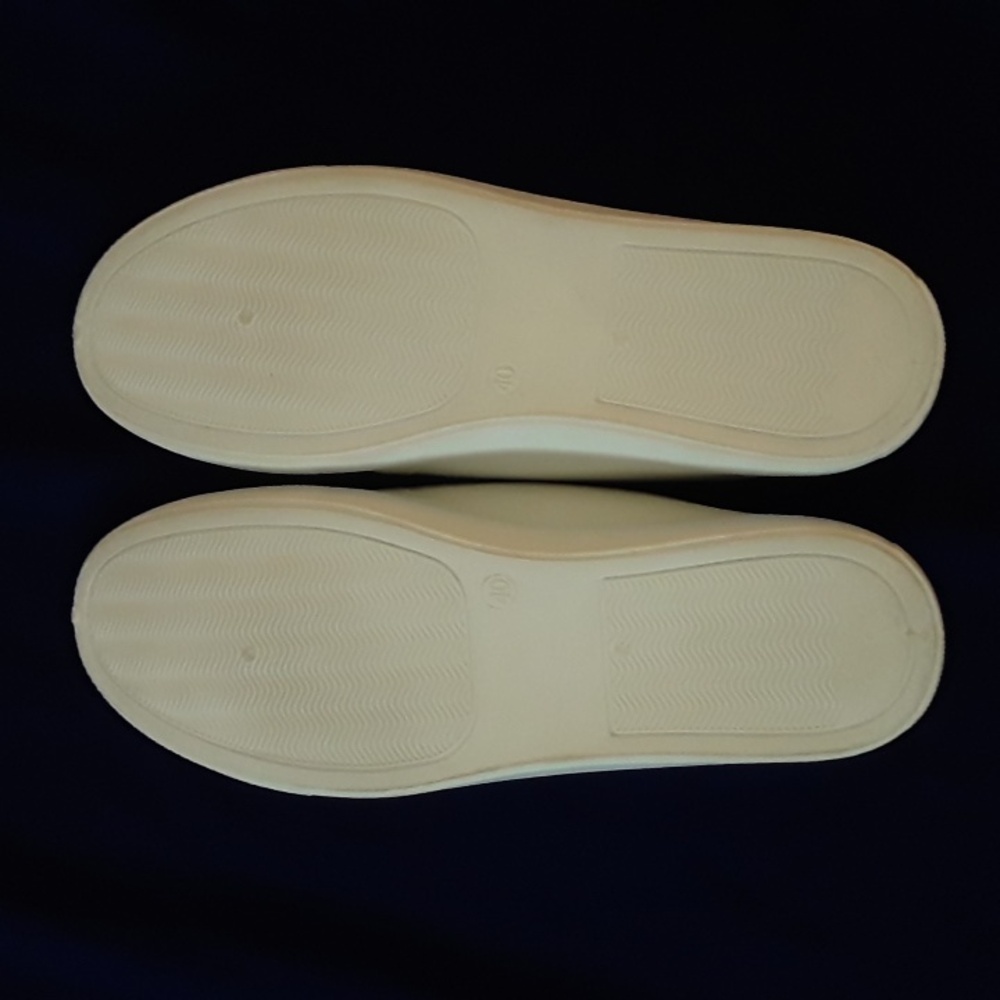 Squid Game Shoes!!! - Picture 5 of 9